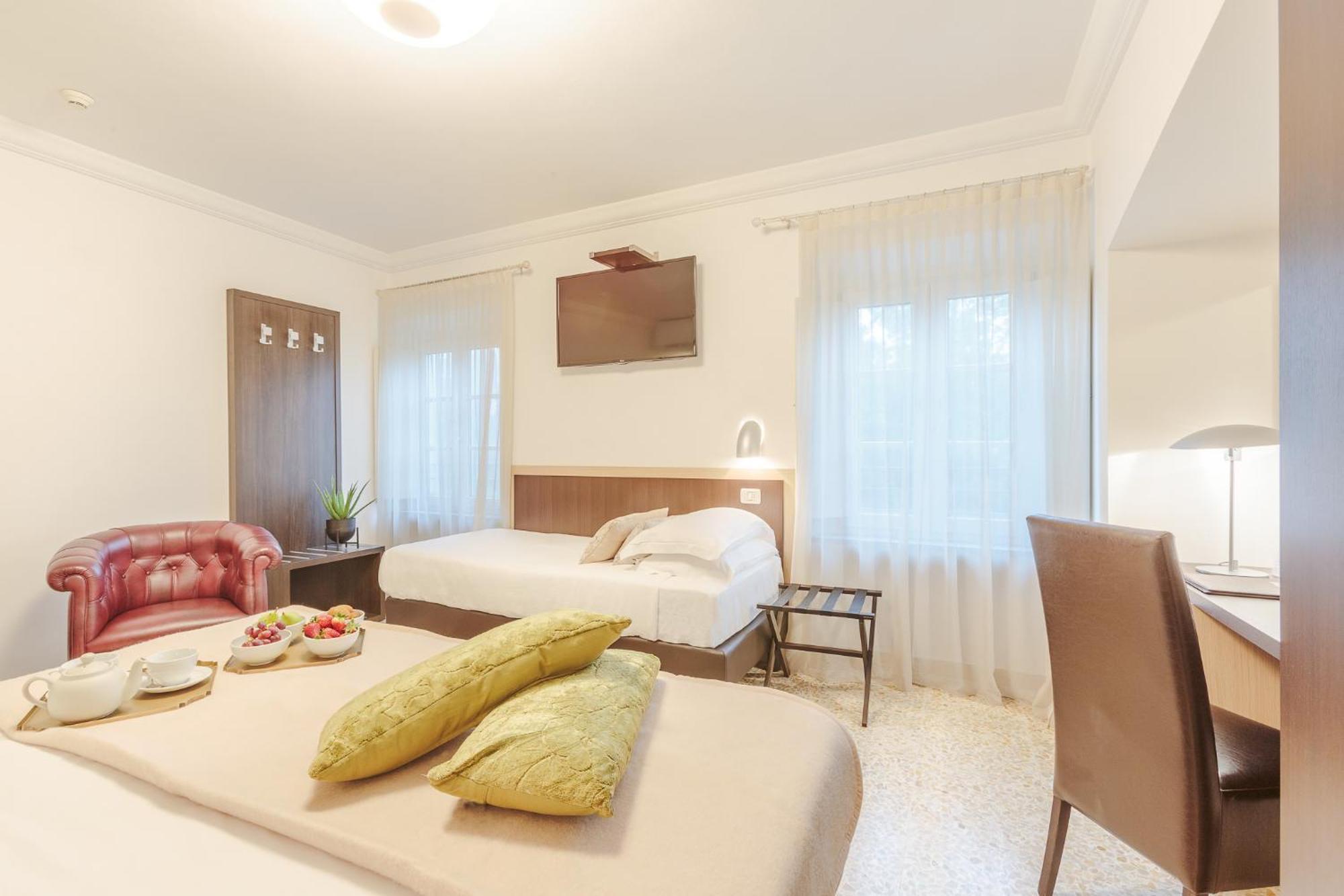 Hotel Hambros - Il Parco In Villa Banchieri Lucca Kültér fotó